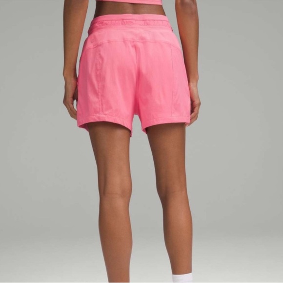 NWT 💕 Lululemon Dance studio high rise 3.5” lined Sakura Pink Shorts - Picture 2 of 6